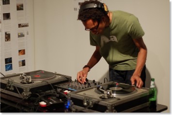 Fotografiert von DJ Rupture